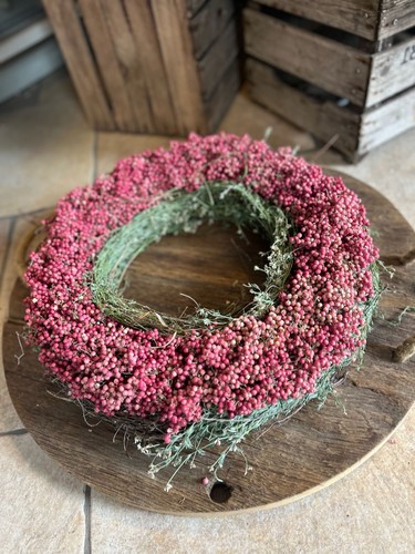 Kranz aus rosa pfeffer - kranz,